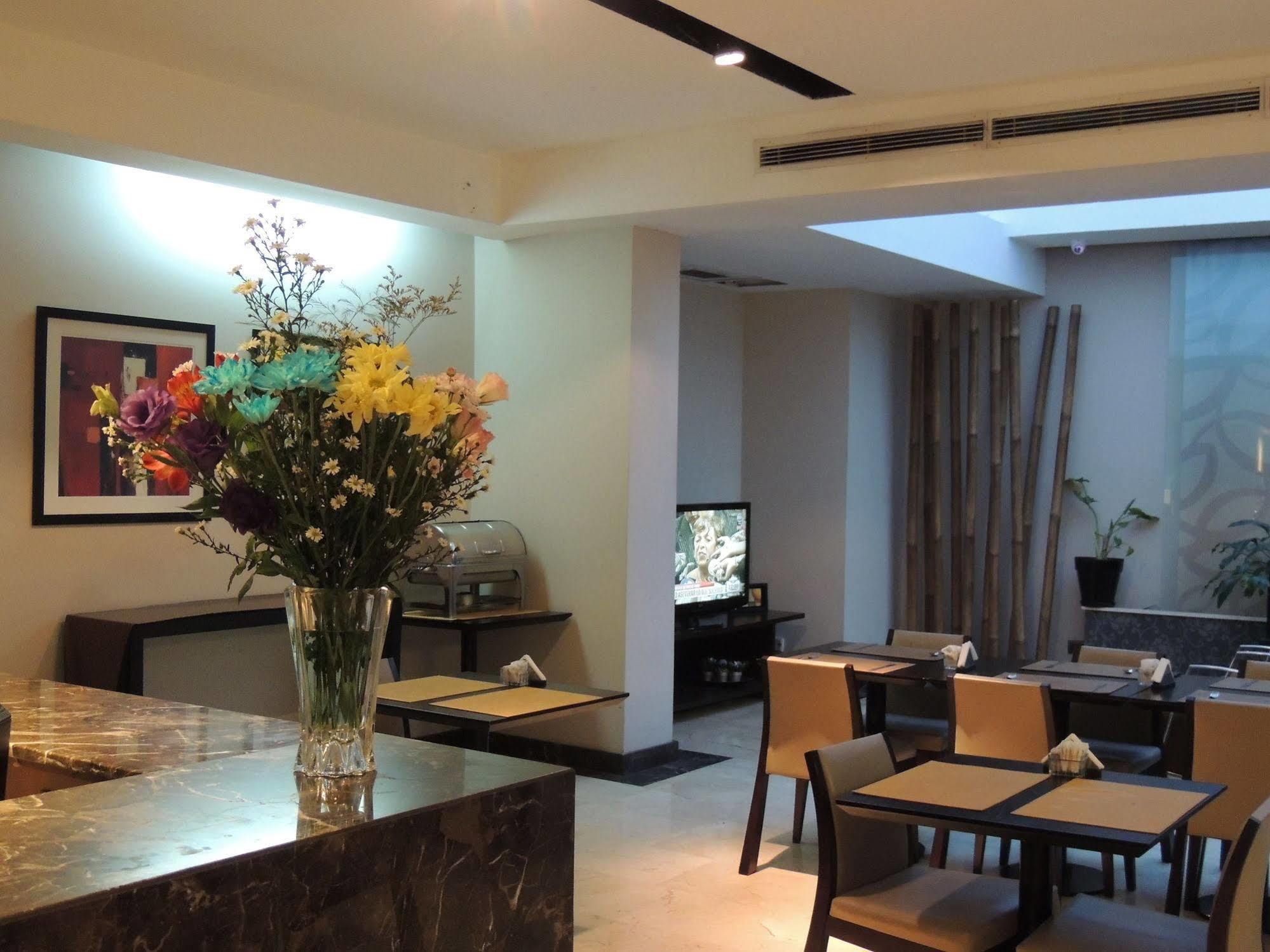 Galerias Hotel Buenos Aires Zewnętrze zdjęcie
